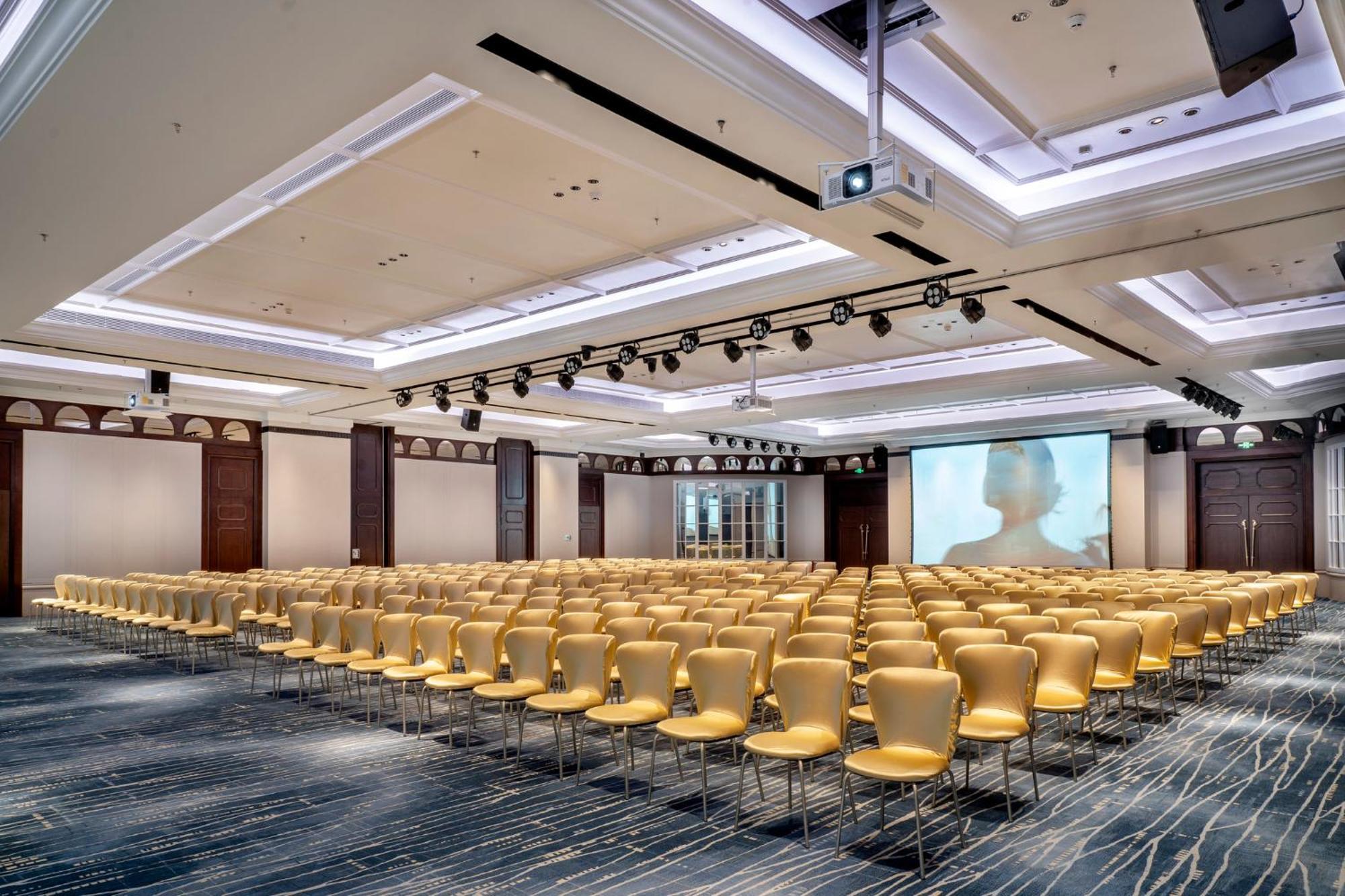 Hotel Indigo Shenzhen Overseas Chinese Town By Ihg Exterior photo